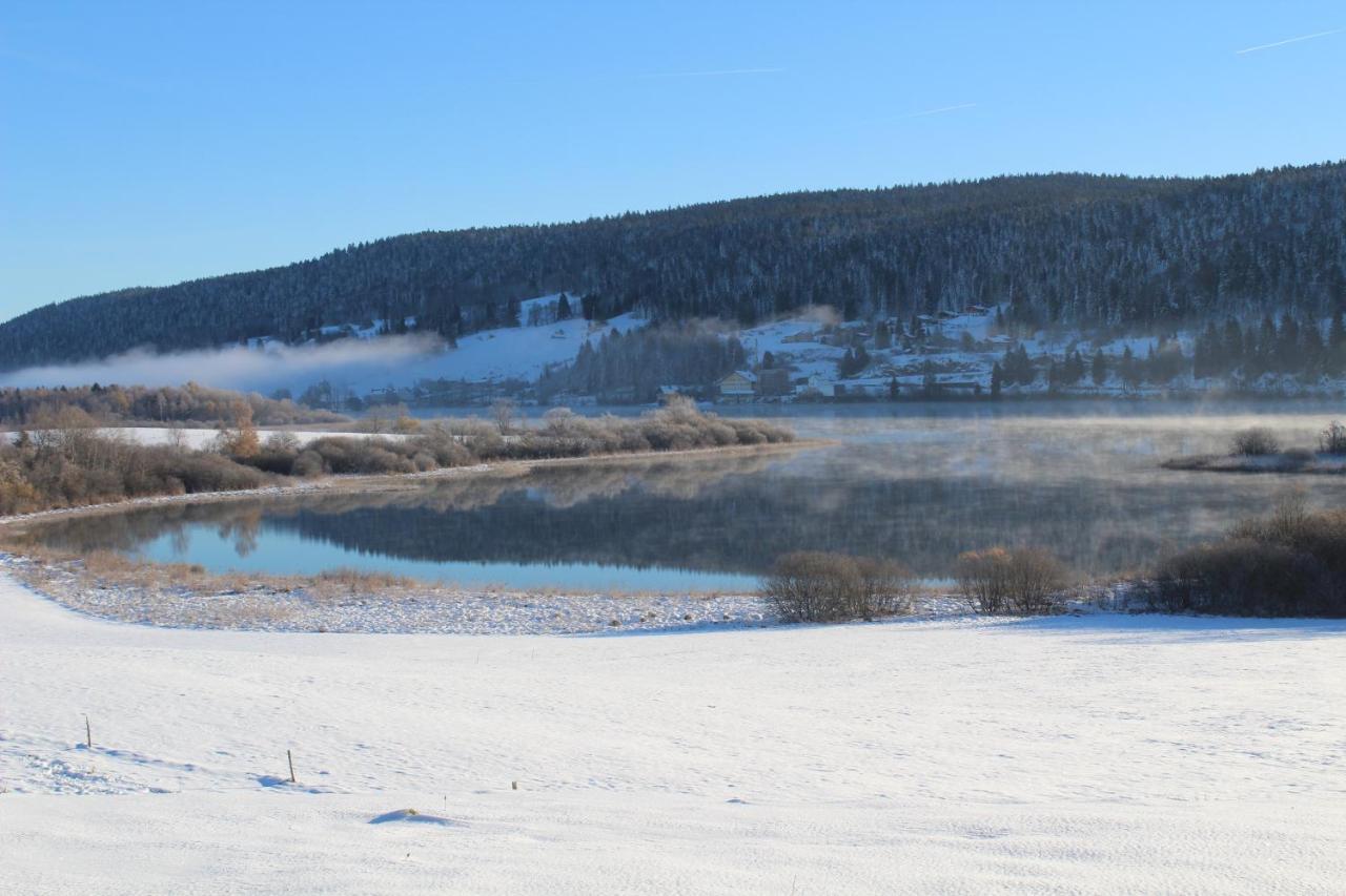 L'Esca'Lac Grande-Riviere Chateau Bagian luar foto